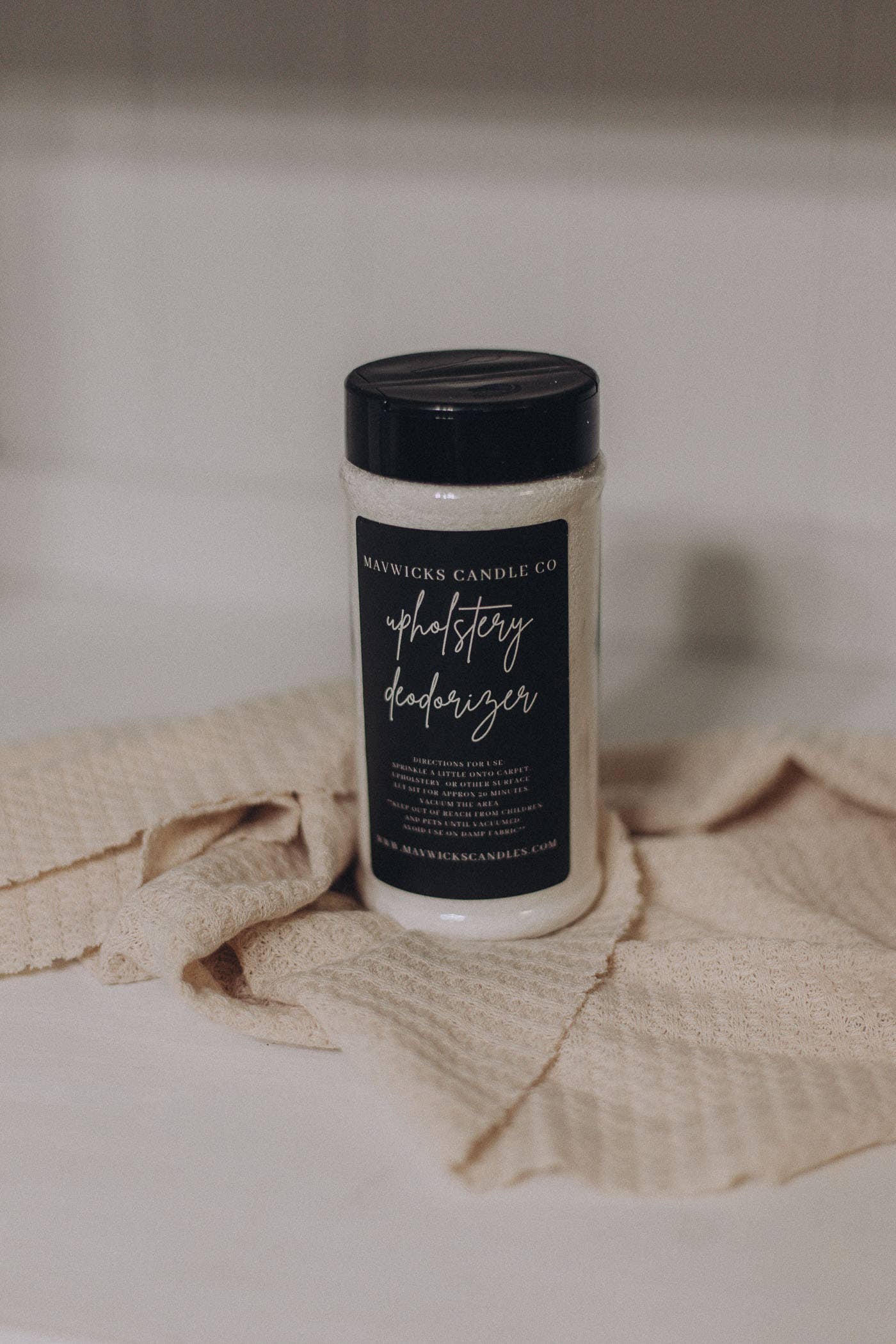 Mavwicks Fragrance LLC - 16 oz Upholstery Deodorizer: Luxe