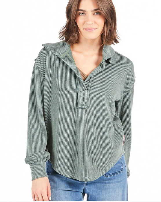 Simply Southern-Loose Knit Jade Top