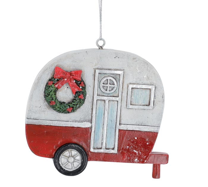 HOLIDAY CAMPER ORNAMENT WITH WREATH