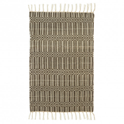 Black and White Indoor/Outdoor Rug