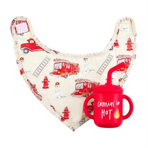 2-piece set. Silicone pocket bib. Comes with sweater knit rattle.