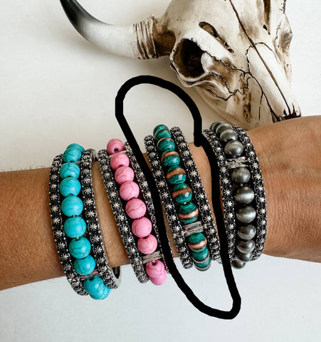 Navajo Style Pearl with Concho Stretch Bracelet: PATINA TURQUOISE