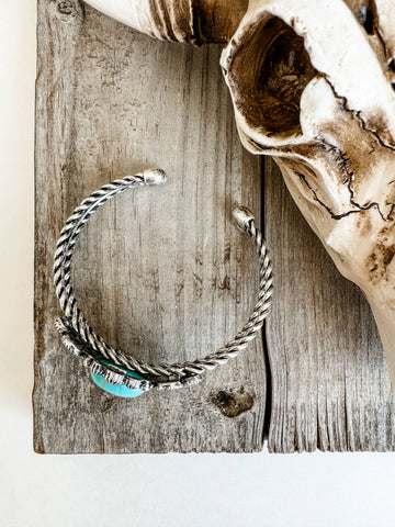 Western Navajo Style Stone Bracelet: LIGHTNING BOLT