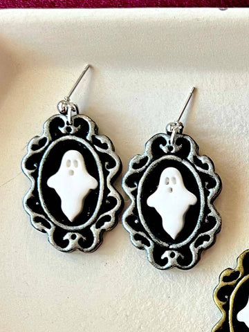 Ghost Frame Earrings: Silver