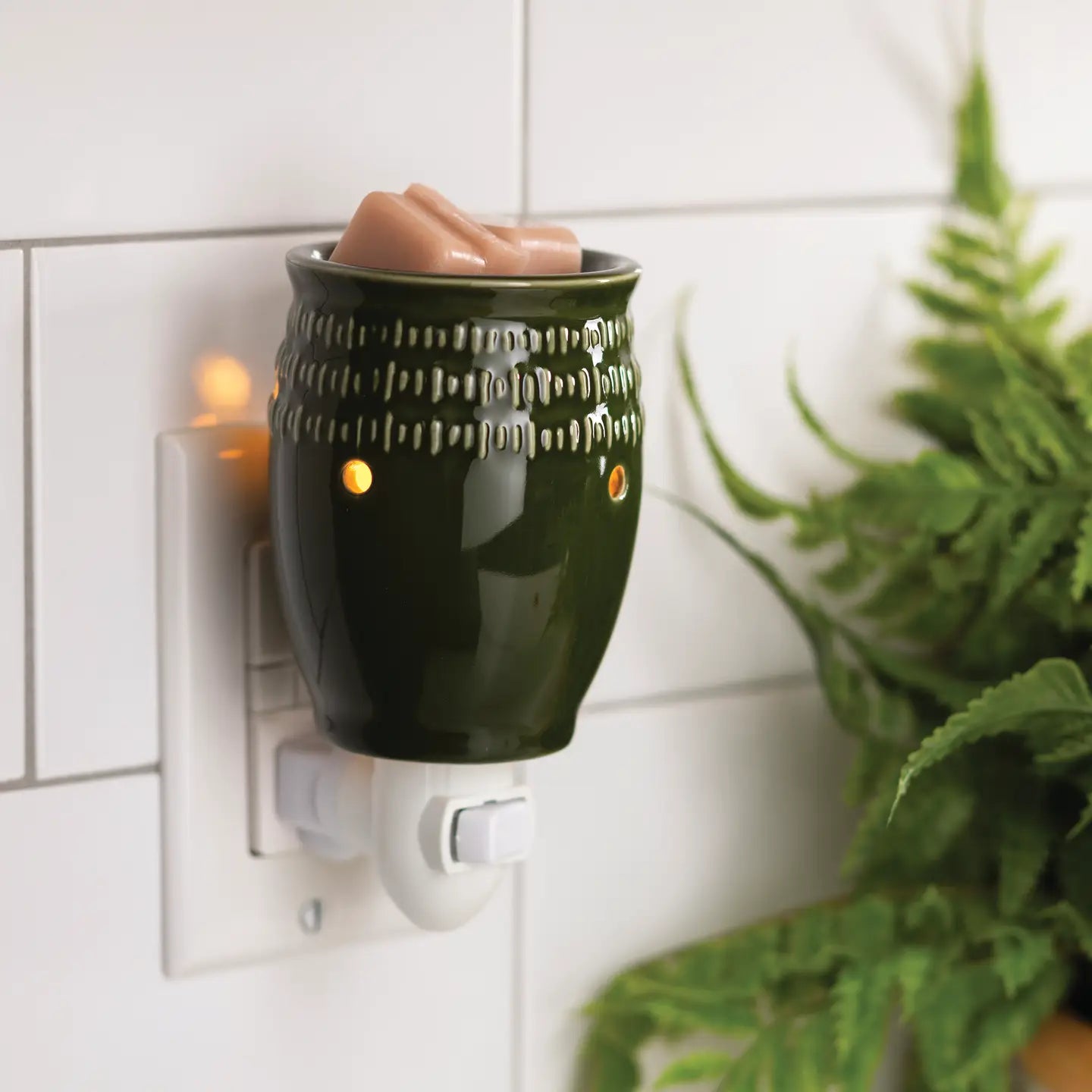 Green Etched Pluggable Fragrance Warmer