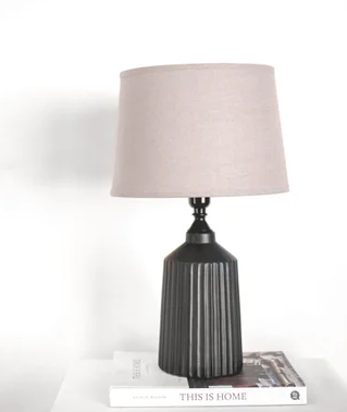 16.54" TABLE LAMP WITH SHADE