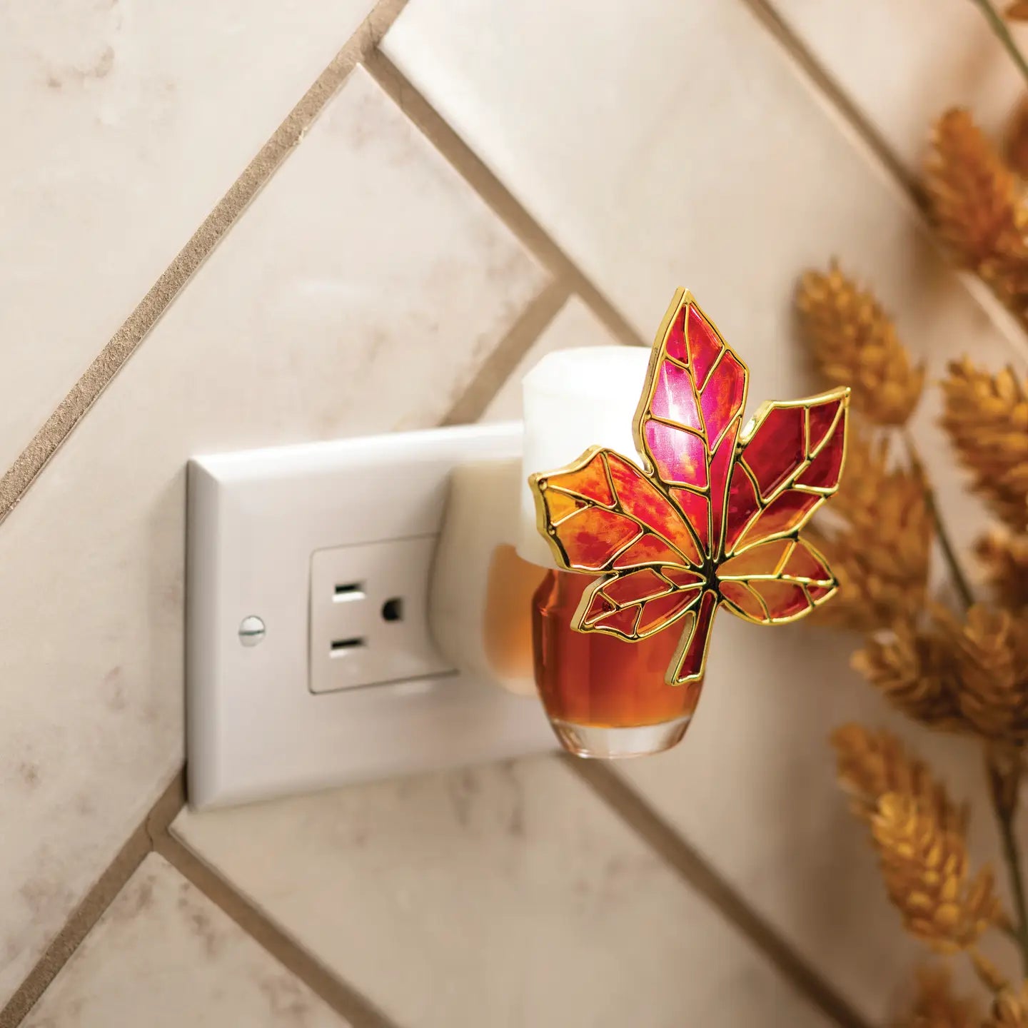 Maple Leaf Wallscents Warmer