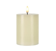 Patria Ivory Candle