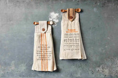 HANGING TOWEL AND SPOON SET