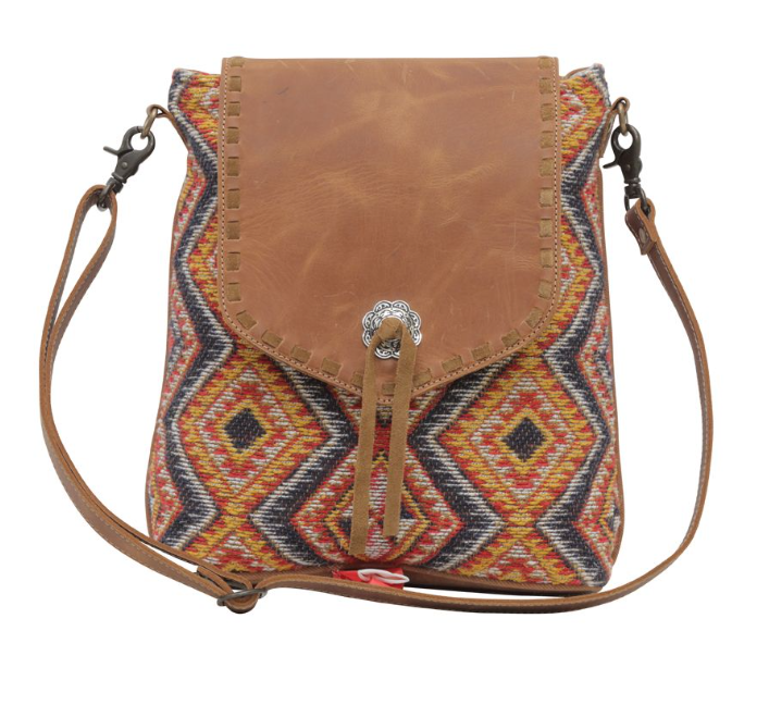 PEANUT BROWN SMALL & CROSSBODY BAG