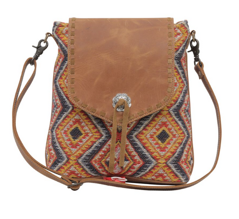 PEANUT BROWN SMALL & CROSSBODY BAG