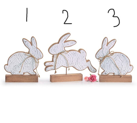 BUNNY TRIO ON WOOD BASES