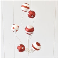 DOTS AND STRIPES SPIRAL/BALL SPRAY - WHITE/RED 24"