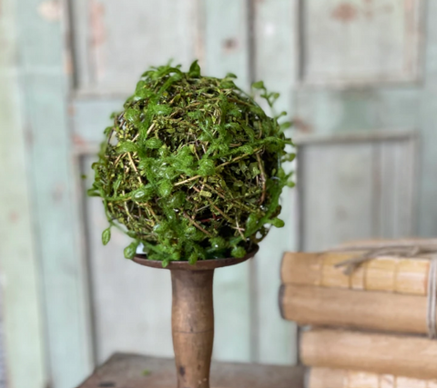 Moss Twined Vine Ball