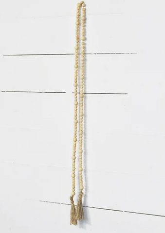 61' NAT/WHT BEADS