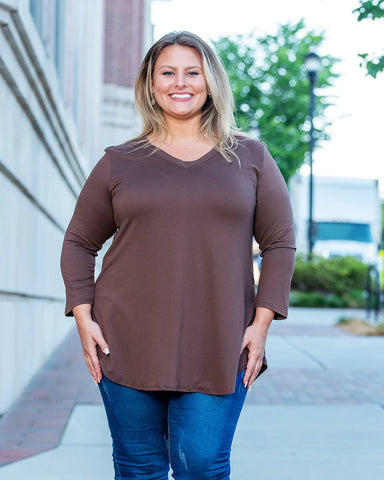 Chocolate 3/4 Sleeve Basic V Neck