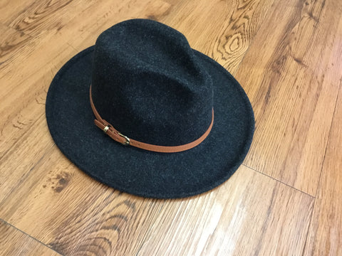Heather Black Fashion Hat W/ Leather Belt
