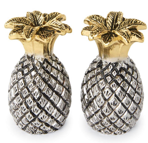 Pineapple salty &pepper shakers